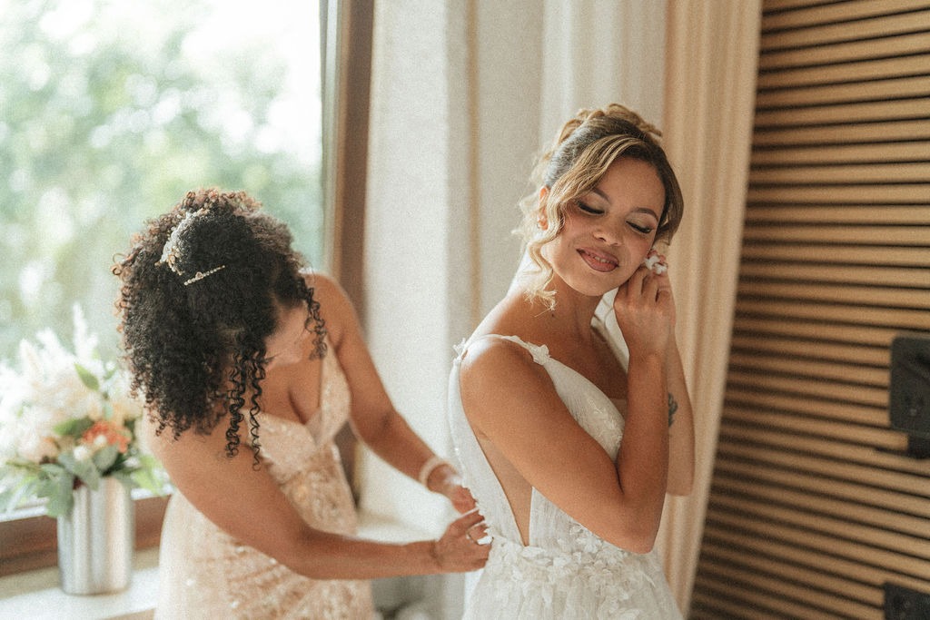 Getting Ready der Braut, Hochzeit von Lavinia und Mike bei Augsburg, Koray Design