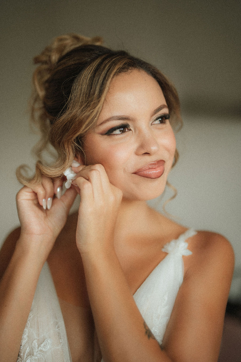 Getting Ready der Braut, Hochzeit von Lavinia und Mike bei Augsburg, Koray Design