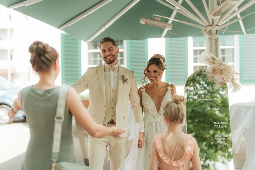 Freie Trauung, Hochzeit von Lavinia und Mike bei Augsburg, Koray Design