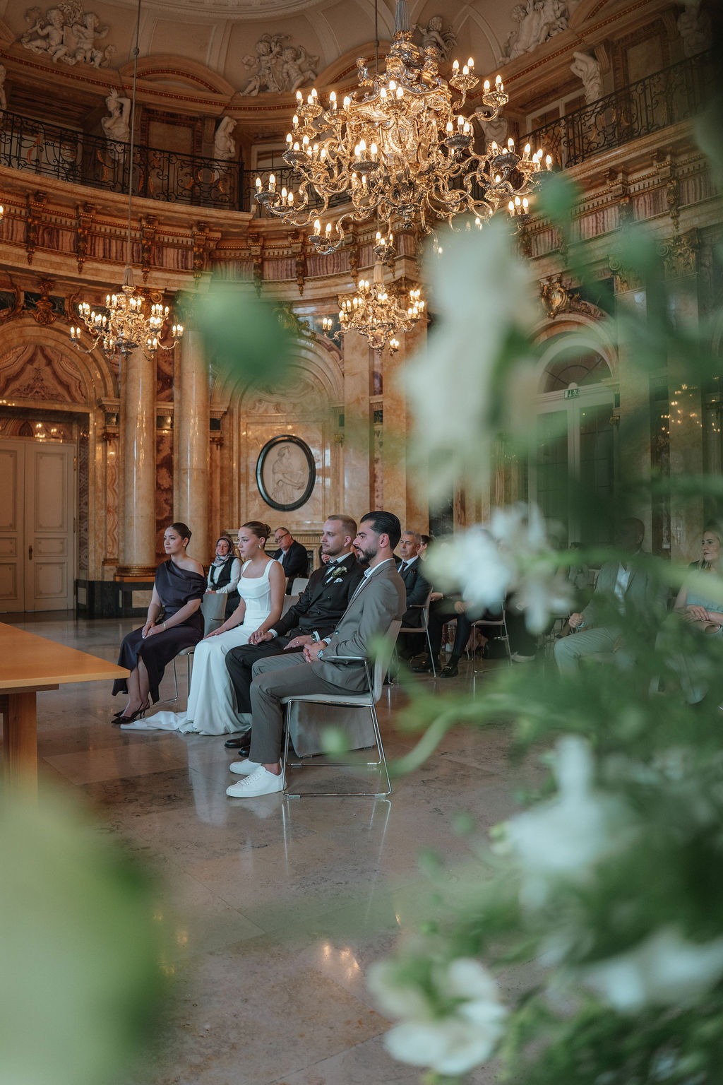 Standesamtliche Trauung im Neuen Schloss Stuttgart, Aylin und Melvin, Koray Design
