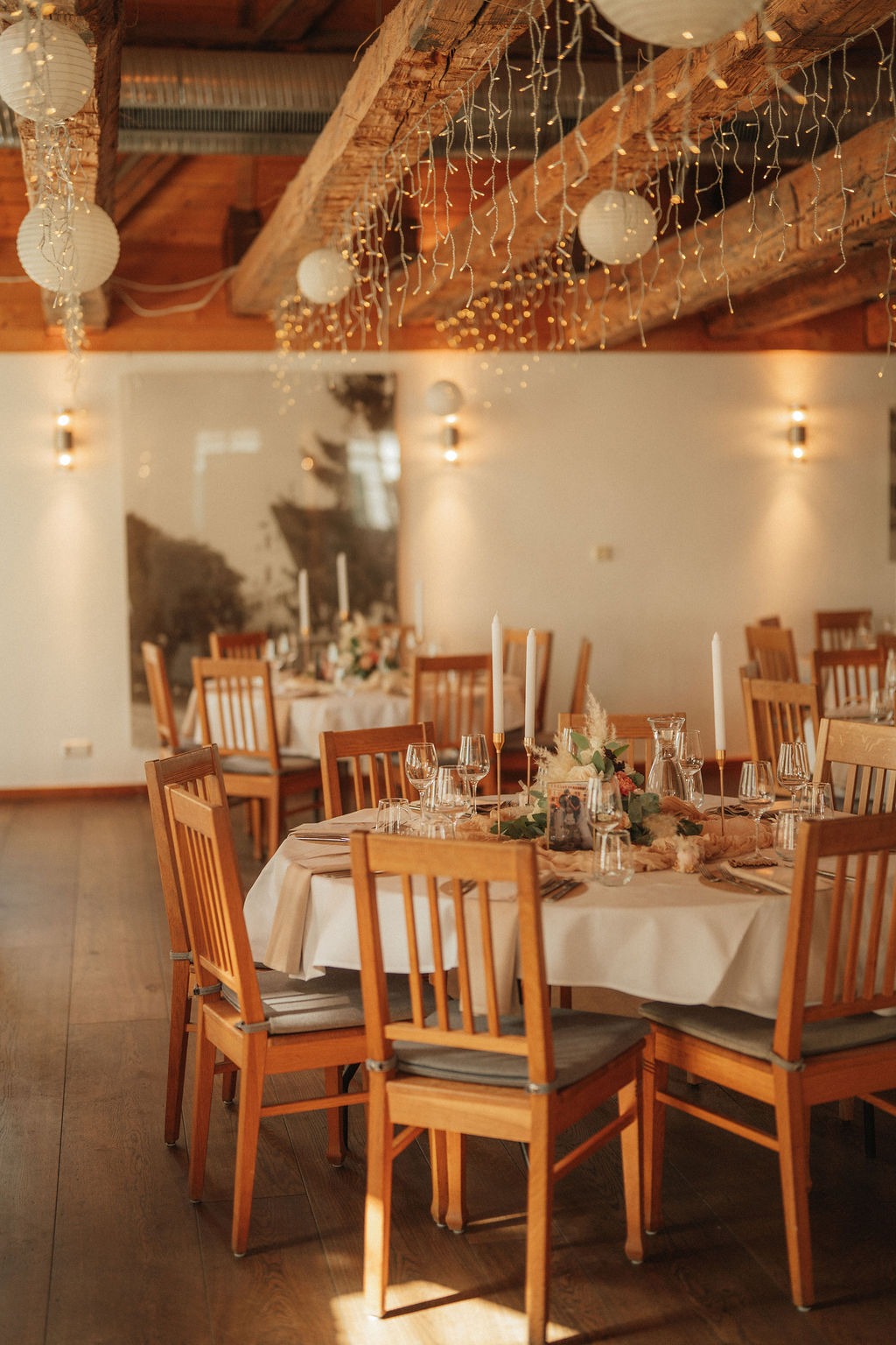 Gasthof Munding, Hochzeit von Lavinia und Mike bei Augsburg, Koray Design