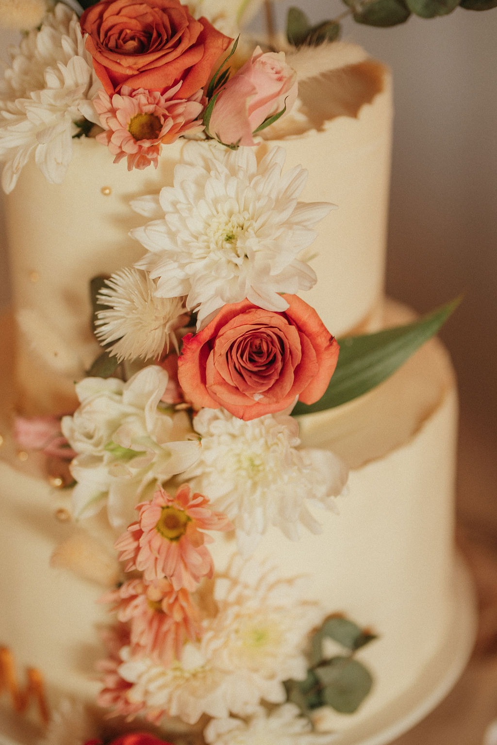 Hochzeitsfeier und Tortenanschnitt, Hochzeit von Lavinia und Mike bei Augsburg, Koray Design