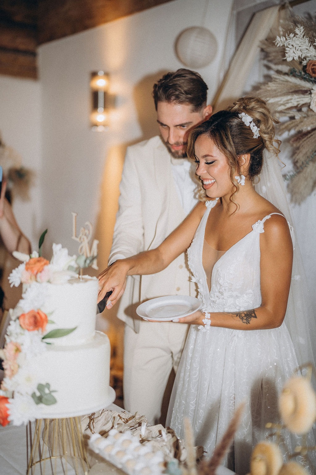 Hochzeitsfeier und Tortenanschnitt, Hochzeit von Lavinia und Mike bei Augsburg, Koray Design